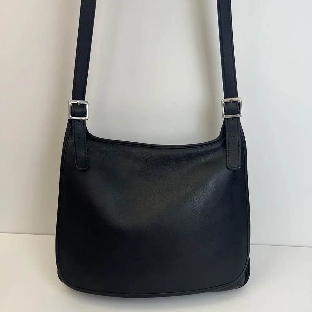 Vintage COACH Leather Hippie Flap Slim Crossbody Bag Nickel Hardware Black 9134